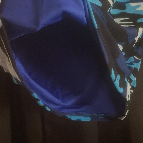Fashion nova blue mesh Camo skirt - Picture 2 of 2